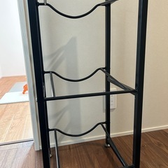 ウォーターサーバーボトル収納の画像