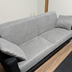 ソファの画像