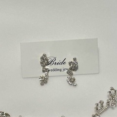 ピアス bride me ウェディングアクセサリー
の画像