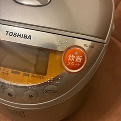 TOSHIBA 炊飯器 RC-6XDの画像