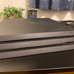 PS4 Pro 本体　コントローラー　電源コード 初期化済み ブラック SONYの画像