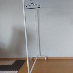 イケアの棚の画像