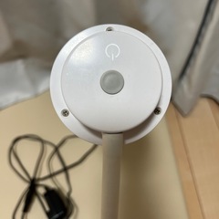【動作確認済み】デスクライト　ニトリの画像