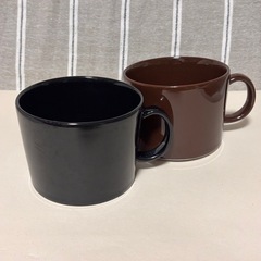 イッタラ ティーマ マグカップ ブラウン ブラックの画像