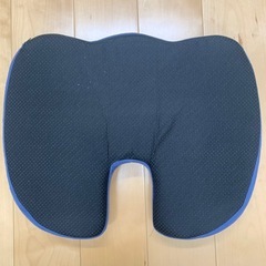 ドクターシート　座布団　クッション　腰痛　姿勢　お尻　骨盤　の画像