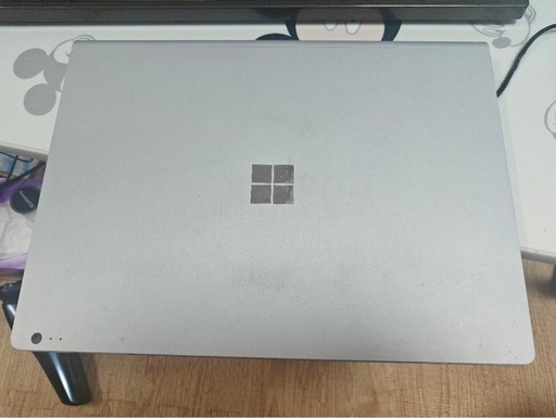 Microsoft Surface Book2シルバー 本体