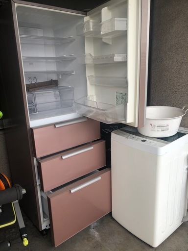 キッチン家電　AQUAノンフロン冷凍冷蔵庫AQRーSD36C(P) 355リットル　2014年製