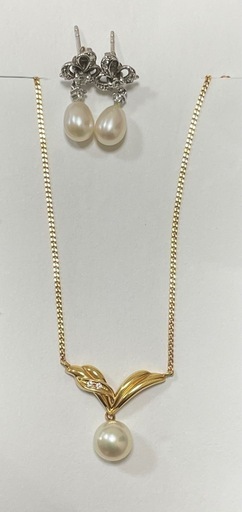 k18パールネックレスとプーケットパールのピアス