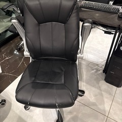 オフィスコム　社長椅子　デスクチェア　②の画像