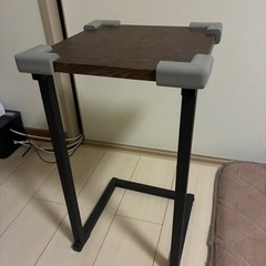 【8/17限定】サイドテーブル【0円】の画像