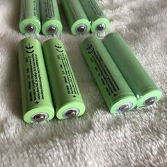 新品未使用2000mAh 18650リチウムイオン電池バッテリー -3.7V 7.5Wh　8個まとめての画像