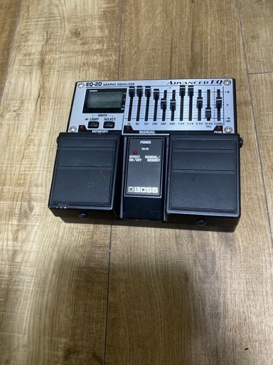 グラフィックイコライザー　EQ-20 BOSS