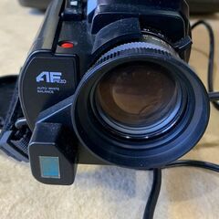 動作未確認　不動品　ジャンク　詳細不明　システムケース　VHSムービー専用　ナショナル　VHSビデオカメラ　M21の画像