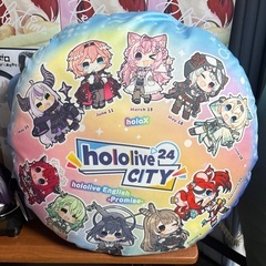 hololive city24 タグ付きラウンドクッションの画像