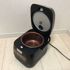 2017年製 アイリスオーヤマ IHジャー炊飯器「KRC-ID30-R」3合炊きの画像
