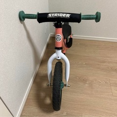 XLARGE×STRIDER〘キッズ用ランニングバイクSTRIDER〙 2020年発売 ムラサキスポーツ限定カラー∶ヴィンテージレッドの画像