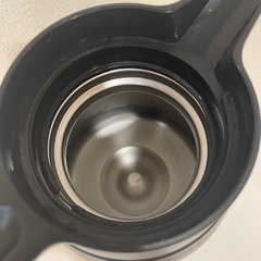 【美品】ステンレス　ポット　ブラック　保冷　保温　魔法瓶　の画像
