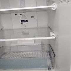 2022年製　美しいガラスボディー　超高級　省エネ　シャープ　冷蔵庫の画像