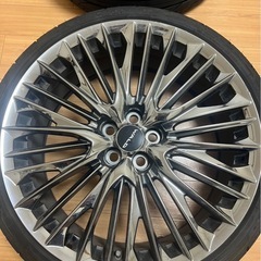 WALD GENUINE LINE　ジェニュインライン　19インチ　タイヤ付きの画像