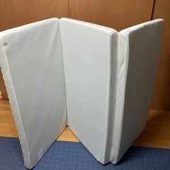 【値下げ】ニトリマットレス　セミダブルの画像