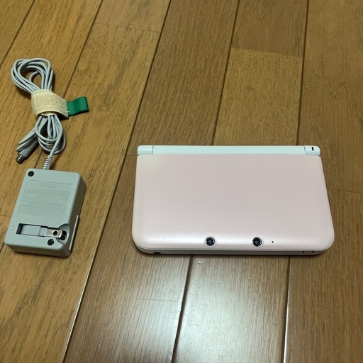 3DS本体&充電器　ケース付き