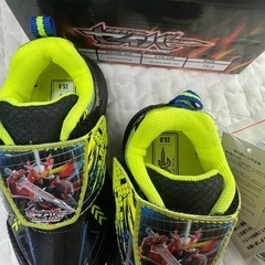 仮面ライダーセイバー 光る靴　セイバー ひかる靴 靴 運動靴 くつ　15センチの画像