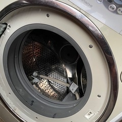 ドラム式洗濯機　乾燥機の画像