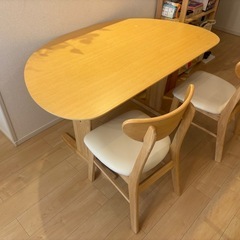 ダイニングテーブルセットの画像