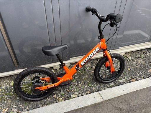 ストライダー 14x オレンジ
