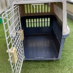 クレート　中・大型犬用　の画像