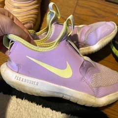 ナイキ NIKE スニーカーの画像