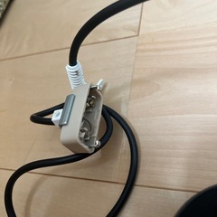 IKEA ペンダントライト HEMMA ヘマ 3個 電球付の画像