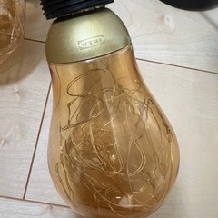 IKEA ペンダントライト HEMMA ヘマ 3個 電球付の画像