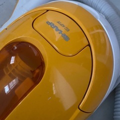SHARP 紙パック　掃除機　中古品　EC-KP7Fの画像