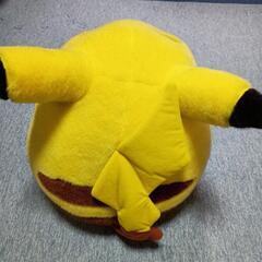 ピカチュウ　ぬいぐるみの画像