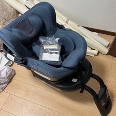 エールべべ　チャイルドシート　の画像