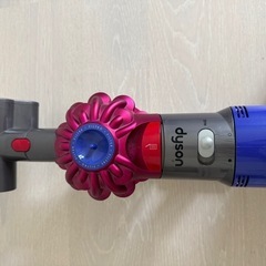 ダイソン　コンパクト掃除機の画像