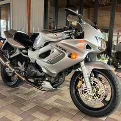 予備検査付き！HONDA VTR1000F 機関良好　低走行距離車　バッテリー新品交換　油脂類交換　フューエルコックOH キャブレター清掃済みの画像