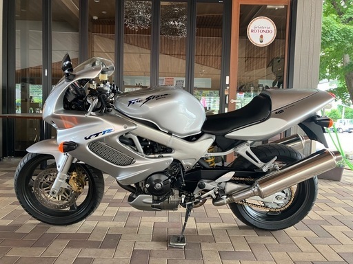 予備検査付き！HONDA VTR1000F 機関良好　低走行距離車　バッテリー新品交換　油脂類交換　フューエルコックOH キャブレター清掃済み 予備検査付き！HONDA VTR1000F 機関良好低走行距離車バッテリー新品
