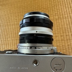 かなり古いジャンク品カメラの画像