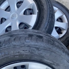 155/80R13   4本セット　パッソ純正ホイールキャップ付き！の画像