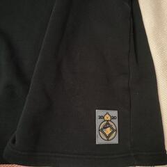 ナイキ　トレーナー 黒の画像