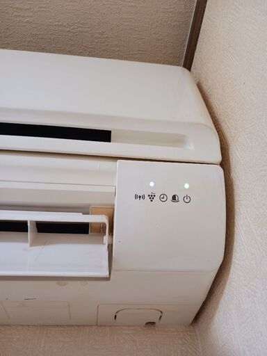 SHARP AC-R22AW 6畳　エアコン本体 ホワイト　2023年製 配達可!!【2024年製】SHARP ルームエアコン AC‑R22AW（おもに6畳用）