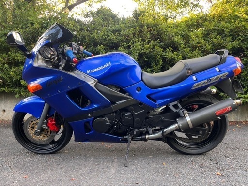 車検付き！Kawasaki ZZR400 (TRIPLE BIT) 誉田のカワサキの中古