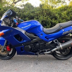 車検付き！Kawasaki ZZR400 (TRIPLE BIT) 誉田のカワサキの中古