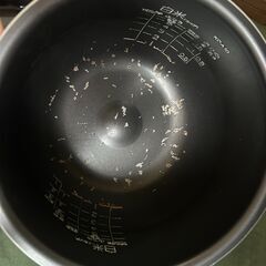 TIGER　タイガー　炊飯器　IH炊飯ジャー　JKH-U100　5.5合炊　1.0リットル　2012年製の画像