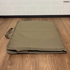 【ほぼ未使用】アウトドア座椅子　ハンディチェアピクニックシートの画像
