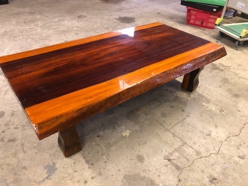 【板厚5.5cm】紅紫檀 無垢材一枚板の座卓✨希少な耳付きの一枚板  輸入規制の木材ですのでなかなか手に入りません❗️137cm×74cm×高さ36cm