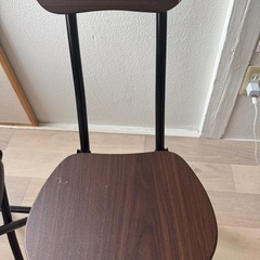 折りたたみ椅子二脚セットの画像