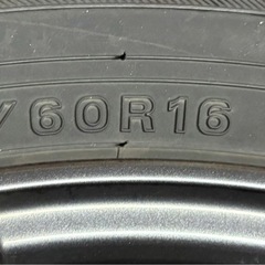 215/60R16 2022年製造 DUNLOPスタッドレスタイヤホイールセット ②の画像